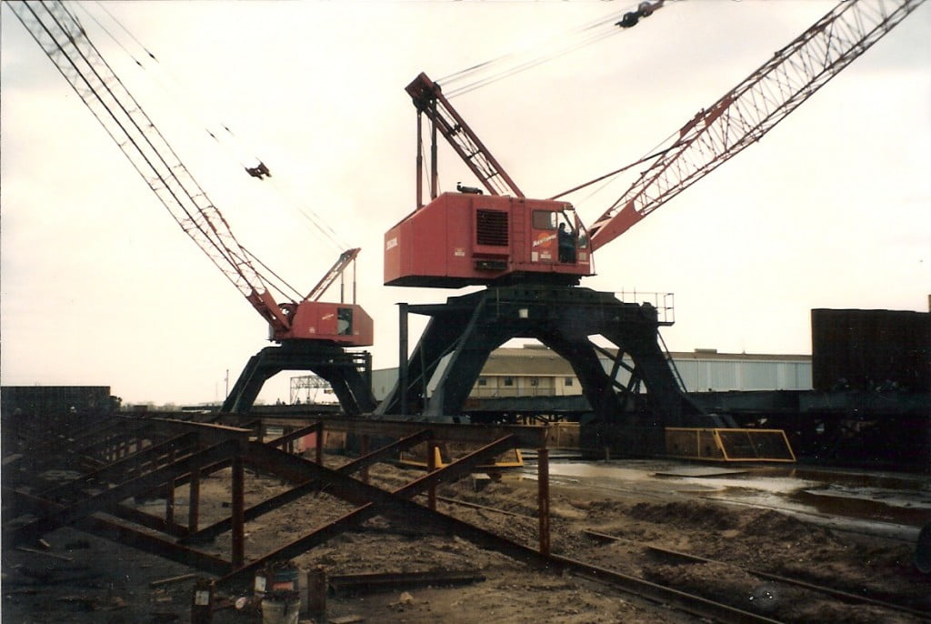 Marine Rail and Barge Lifting System Design